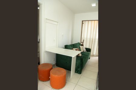 Sala de apartamento para alugar com 1 quarto, 27m² em Jardim Caravelas, São Paulo