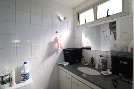 Apartamento à venda com 66m², 2 quartos e 1 vagaBanheiro