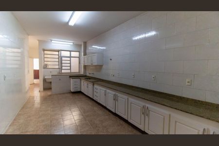 Casa à venda com 403m², 7 quartos e 2 vagas Casa à venda com 403m², 7 quartos e 2 vagasCozinha 2