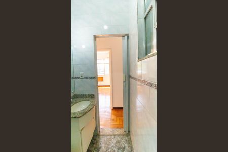 Casa à venda com 403m², 7 quartos e 2 vagas Casa à venda com 403m², 7 quartos e 2 vagasBanheiro 2