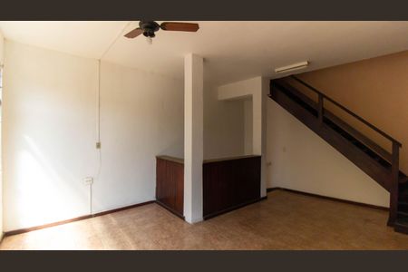 Casa à venda com 403m², 7 quartos e 2 vagas Casa à venda com 403m², 7 quartos e 2 vagasSala