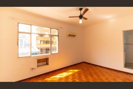 Casa à venda com 403m², 7 quartos e 2 vagas Casa à venda com 403m², 7 quartos e 2 vagasSuíte 2