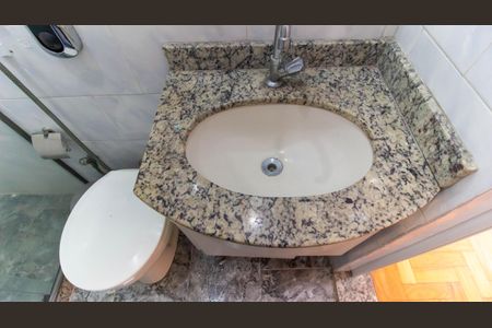 Casa à venda com 403m², 7 quartos e 2 vagas Casa à venda com 403m², 7 quartos e 2 vagasBanheiro 2