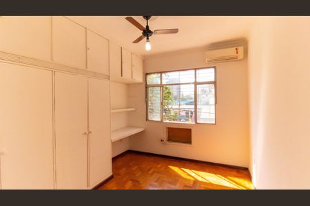 Casa à venda com 403m², 7 quartos e 2 vagas Casa à venda com 403m², 7 quartos e 2 vagasQuarto 3