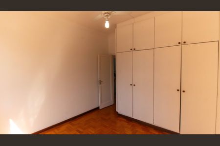 Casa à venda com 403m², 7 quartos e 2 vagas Casa à venda com 403m², 7 quartos e 2 vagasQuarto 2