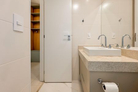 Studio para alugar com 24m², 1 quarto e sem vaga Studio para alugar com 24m², 1 quarto e sem vagaBanheiro