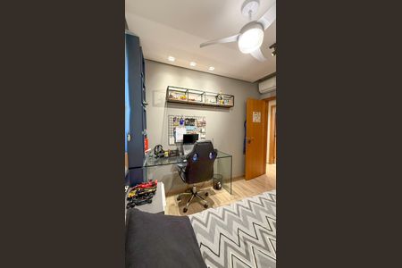 Apartamento à venda com 281m², 4 quartos e 4 vagas Apartamento à venda com 281m², 4 quartos e 4 vagasQuarto 2