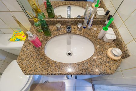 Apartamento à venda com 65m², 2 quartos e 2 vagasDetalhe Banheiro - Social