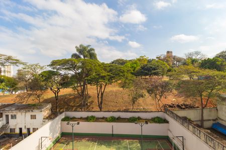 Apartamento à venda com 65m², 2 quartos e 2 vagasVista - Varanda