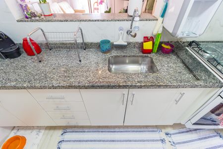Apartamento à venda com 65m², 2 quartos e 2 vagasDetalhe - Cozinha