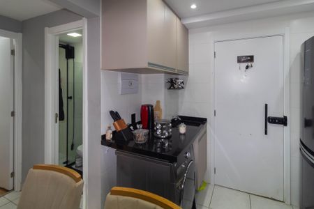 Apartamento à venda com 32m², 2 quartos e sem vaga Apartamento à venda com 32m², 2 quartos e sem vagaÁrea de Serviço
