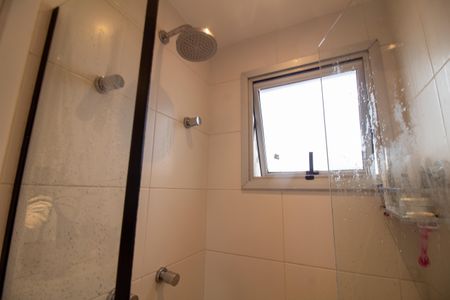 Apartamento para alugar com 100m², 2 quartos e 2 vagas Apartamento para alugar com 100m², 2 quartos e 2 vagasBanheiro da Suíte