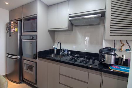 Apartamento para alugar com 100m², 2 quartos e 2 vagas Apartamento para alugar com 100m², 2 quartos e 2 vagasCozinha