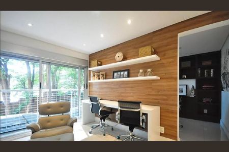 Apartamento para alugar com 100m², 2 quartos e 2 vagas Apartamento para alugar com 100m², 2 quartos e 2 vagasÁrea comum