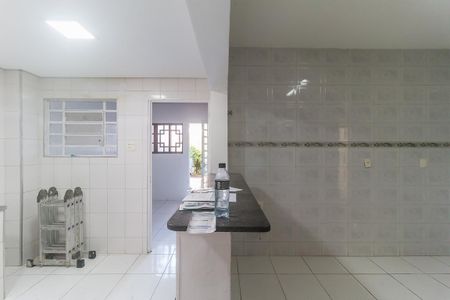 Casa para alugar com 290m², 4 quartos e 2 vagasCozinha