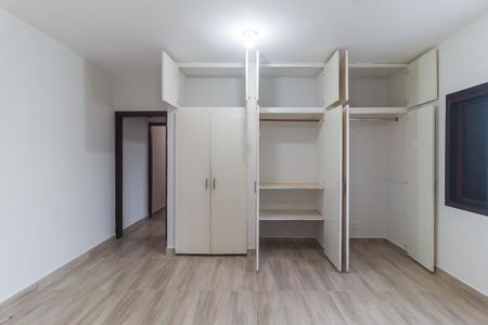Casa para alugar com 290m², 4 quartos e 2 vagasQuarto 1 - Suíte 1