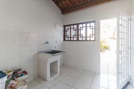 Casa para alugar com 290m², 4 quartos e 2 vagasÁrea de Serviço