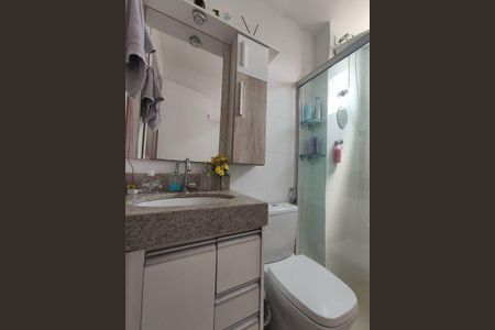 Apartamento à venda com 110m², 2 quartos e 2 vagasBanheiro 1