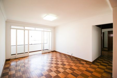 Apartamento para alugar com 112m², 2 quartos e 1 vaga Apartamento para alugar com 112m², 2 quartos e 1 vagaSala