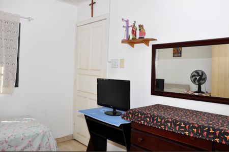 Casa à venda com 131m², 4 quartos e 1 vagaSuíte