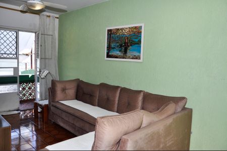 Casa à venda com 131m², 4 quartos e 1 vaga Sala