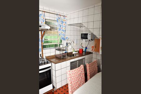 Casa à venda com 131m², 4 quartos e 1 vagaCozinha