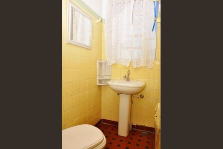 Casa à venda com 131m², 4 quartos e 1 vagaBanheiro da Suíte