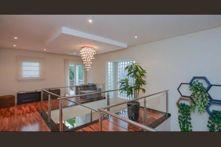 Casa à venda com 360m², 4 quartos e 4 vagas Casa à venda com 360m², 4 quartos e 4 vagasFoto 07