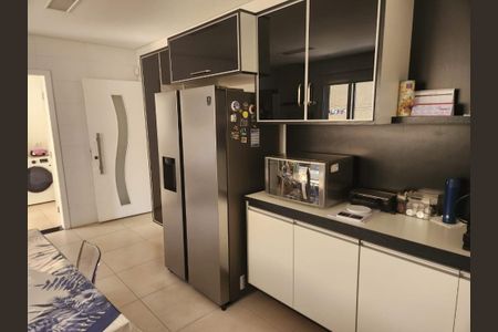 Casa à venda com 360m², 4 quartos e 4 vagas Casa à venda com 360m², 4 quartos e 4 vagasFoto 11