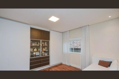 Casa à venda com 360m², 4 quartos e 4 vagas Casa à venda com 360m², 4 quartos e 4 vagasFoto 36