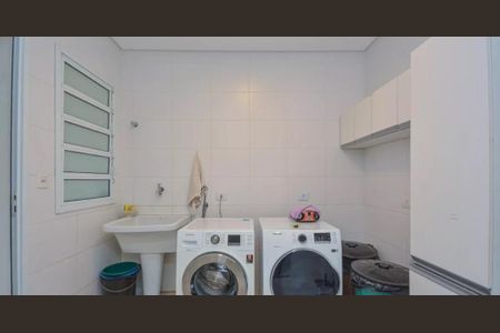 Casa à venda com 360m², 4 quartos e 4 vagas Casa à venda com 360m², 4 quartos e 4 vagasFoto 44