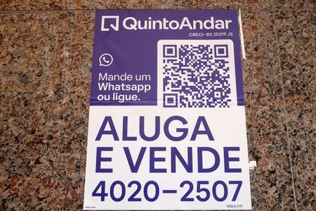 Plaquinha de kitnet/studio para alugar com 1 quarto, 30m² em Centro Histórico, Porto Alegre