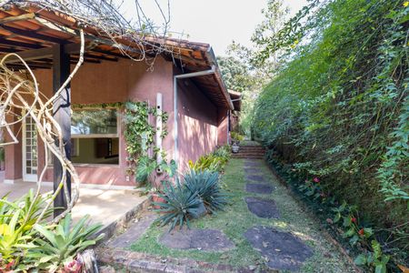 Casa de condomínio à venda com 200m², 3 quartos e 4 vagasFachada