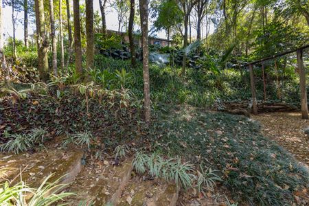 Casa de condomínio à venda com 200m², 3 quartos e 4 vagasQuintal