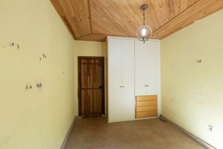 Casa de condomínio à venda com 200m², 3 quartos e 4 vagasQuarto 1