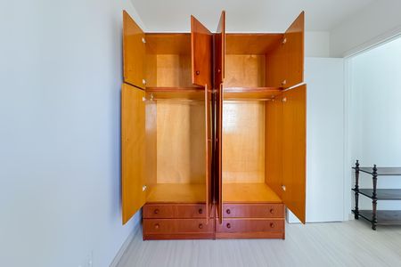Apartamento para alugar com 38m², 1 quarto e 1 vaga Apartamento para alugar com 38m², 1 quarto e 1 vagaQuarto - Armários