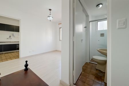 Apartamento para alugar com 38m², 1 quarto e 1 vaga Apartamento para alugar com 38m², 1 quarto e 1 vagaBanheiro