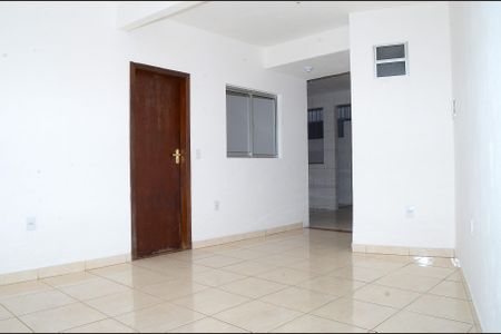 Sala de casa para alugar com 2 quartos, 85m² em Novo Alvorada, Belo Horizonte