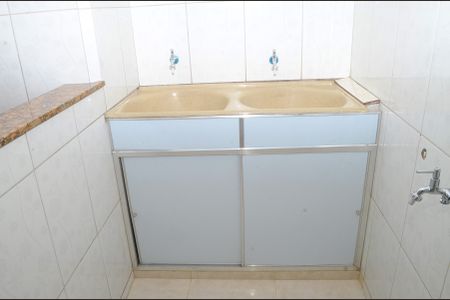 Casa para alugar com 85m², 2 quartos e sem vagaÁrea de Serviço