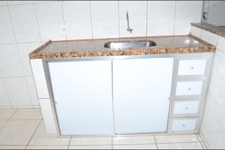 Casa para alugar com 85m², 2 quartos e sem vagaCozinha - Armários