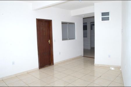 Sala de casa para alugar com 2 quartos, 85m² em Novo Alvorada, Belo Horizonte