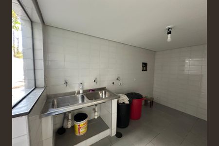 Casa de condomínio para alugar com 400m², 4 quartos e 4 vagas Casa de condomínio para alugar com 400m², 4 quartos e 4 vagasÁrea de Serviço