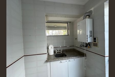 Casa de condomínio para alugar com 400m², 4 quartos e 4 vagas Casa de condomínio para alugar com 400m², 4 quartos e 4 vagasÁrea de Serviço