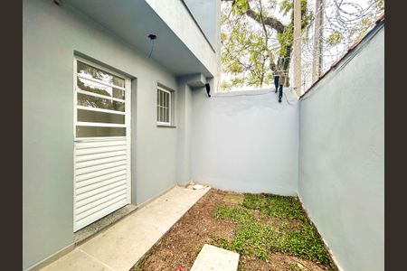 Casa à venda com 67m², 2 quartos e 1 vaga Casa à venda com 67m², 2 quartos e 1 vagaPátio