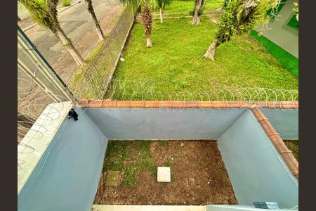 Casa à venda com 67m², 2 quartos e 1 vaga Casa à venda com 67m², 2 quartos e 1 vagaPátio