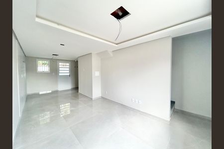 Casa à venda com 67m², 2 quartos e 1 vaga Casa à venda com 67m², 2 quartos e 1 vagaSala