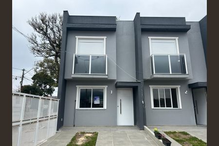 Casa à venda com 67m², 2 quartos e 1 vaga Casa à venda com 67m², 2 quartos e 1 vagaFachada