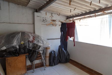 Casa à venda com 250m², 2 quartos e 1 vagaÁrea de Serviço