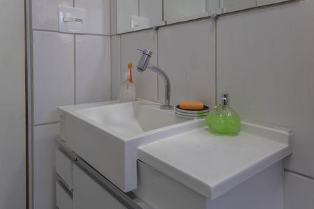 Casa à venda com 250m², 2 quartos e 1 vagaBanheiro