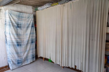 Casa à venda com 250m², 2 quartos e 1 vagaÁrea de Serviço